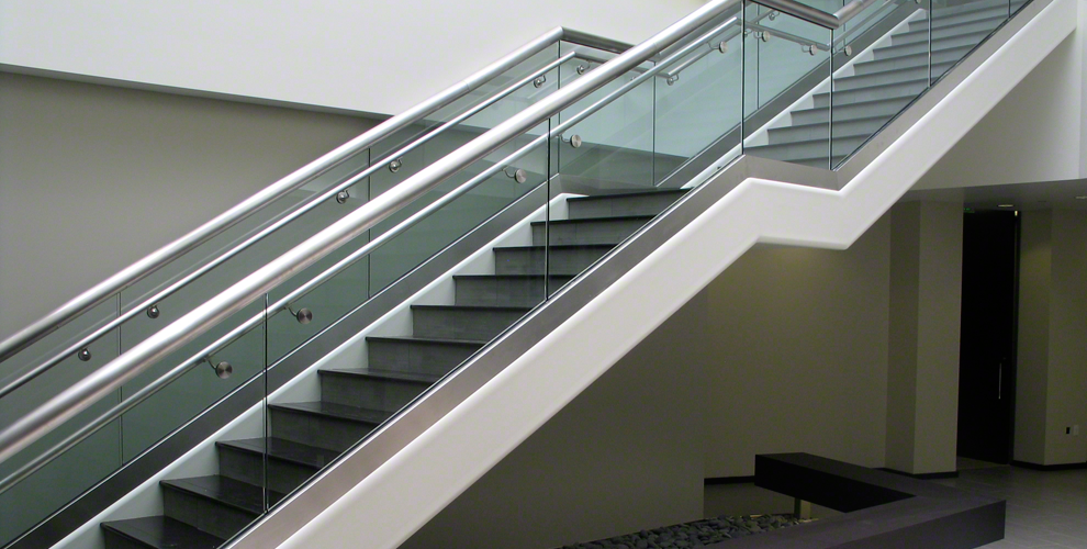 HRS Railing Systems Installation Image Gallery of C.R. Laurence TAPER